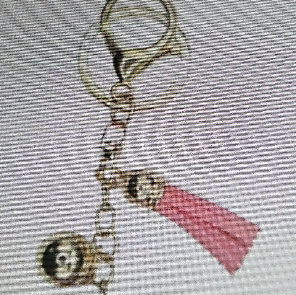 DIVAS LiMiTED Pink Rhinestone Gingerbread Keychain - Picture 3 of 5